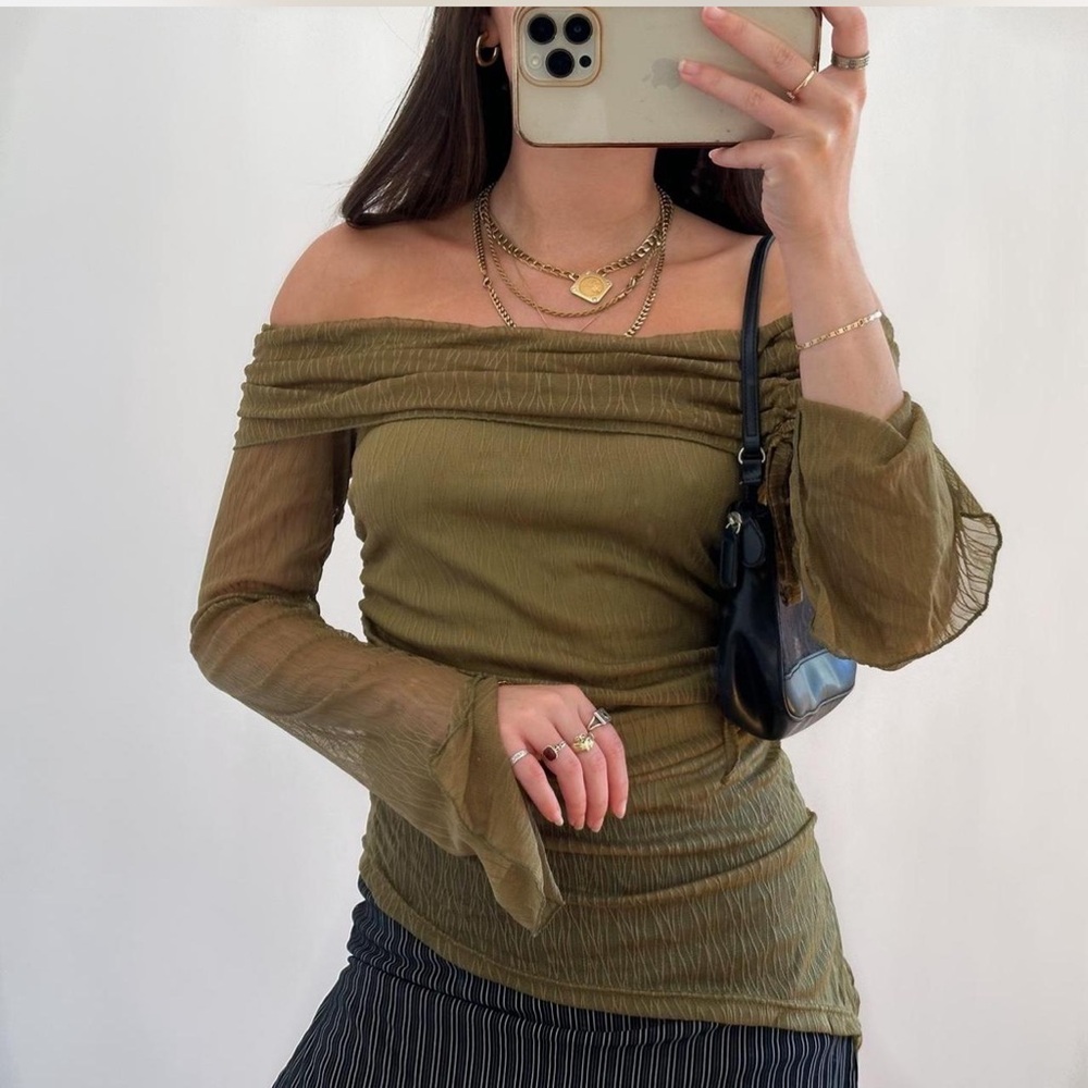 Cutest top!!! Khaki color